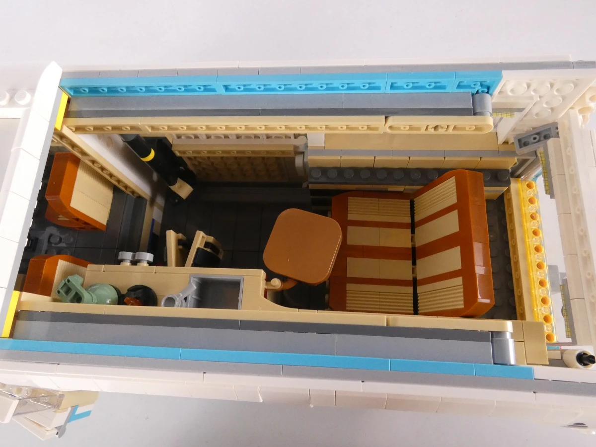 Bouwset  LEGO Volkswagen T2 Kampeerbus (10279) + LEGO Friends 42663 Camper
