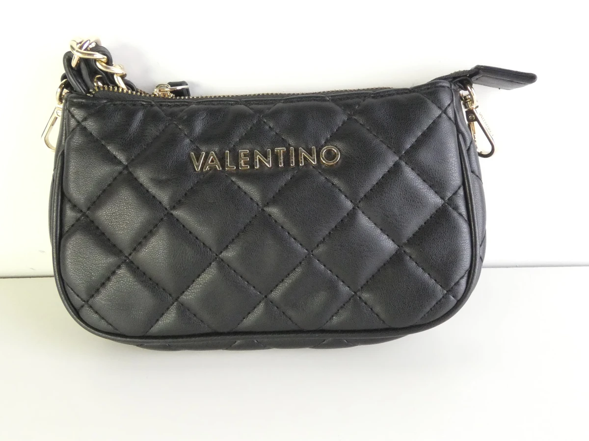 Zwarte Valentino schoudertas met goudkleurige ketting