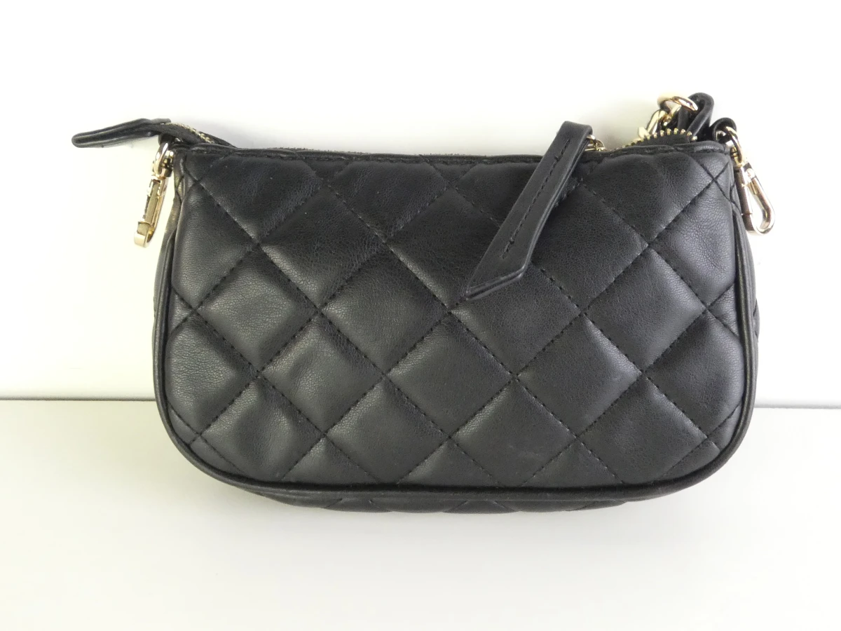 Zwarte Valentino schoudertas met goudkleurige ketting