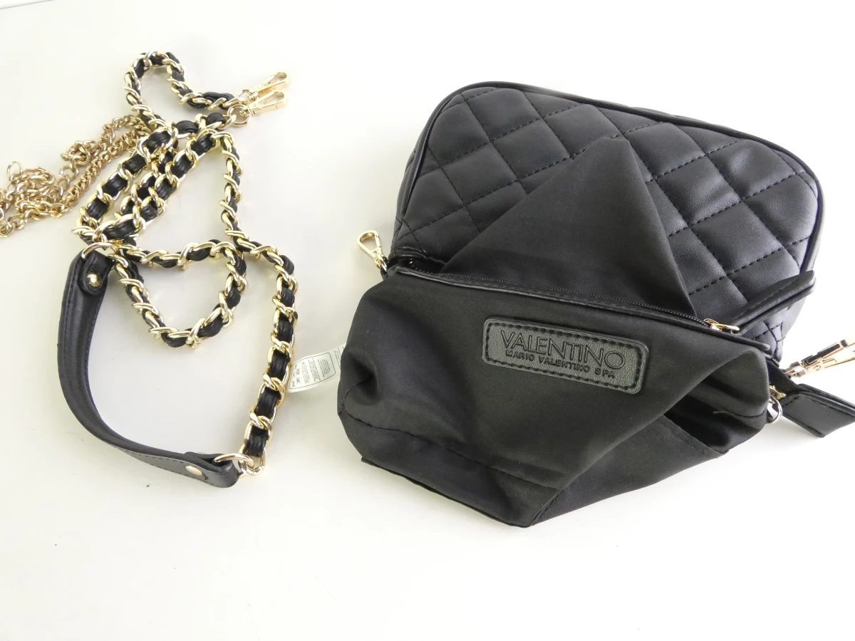 Zwarte Valentino schoudertas met goudkleurige ketting