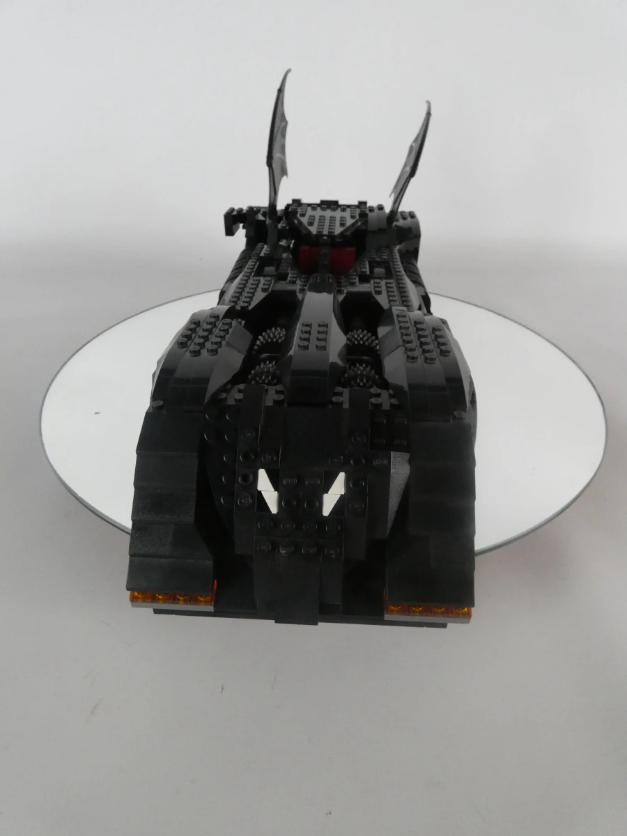 The Batmobile Ultimate Collectors' Edition (7784) - 2006 en draaiplateau