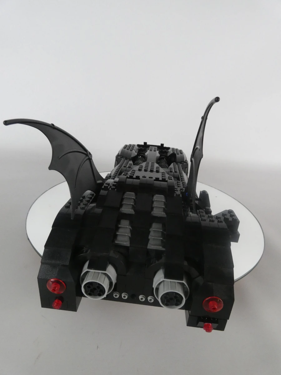The Batmobile Ultimate Collectors' Edition (7784) - 2006 en draaiplateau