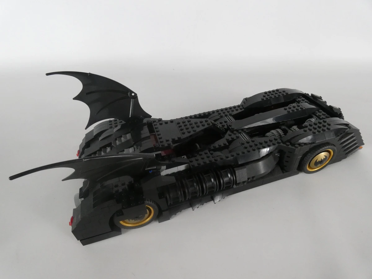 The Batmobile Ultimate Collectors' Edition (7784) - 2006 en draaiplateau