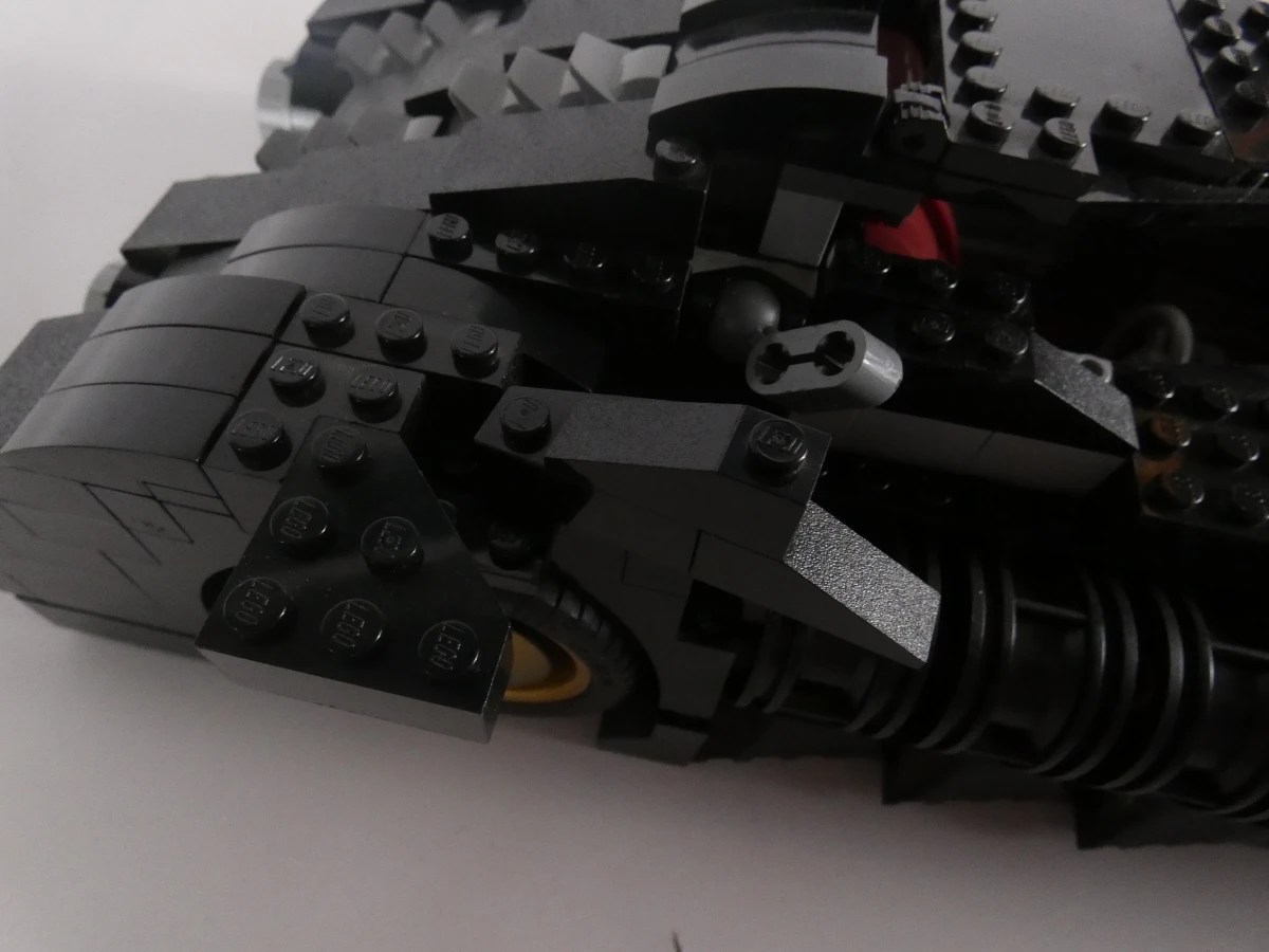 The Batmobile Ultimate Collectors' Edition (7784) - 2006 en draaiplateau