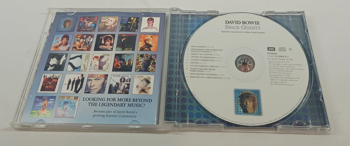 Verzameling van 14 David Bowie CD's