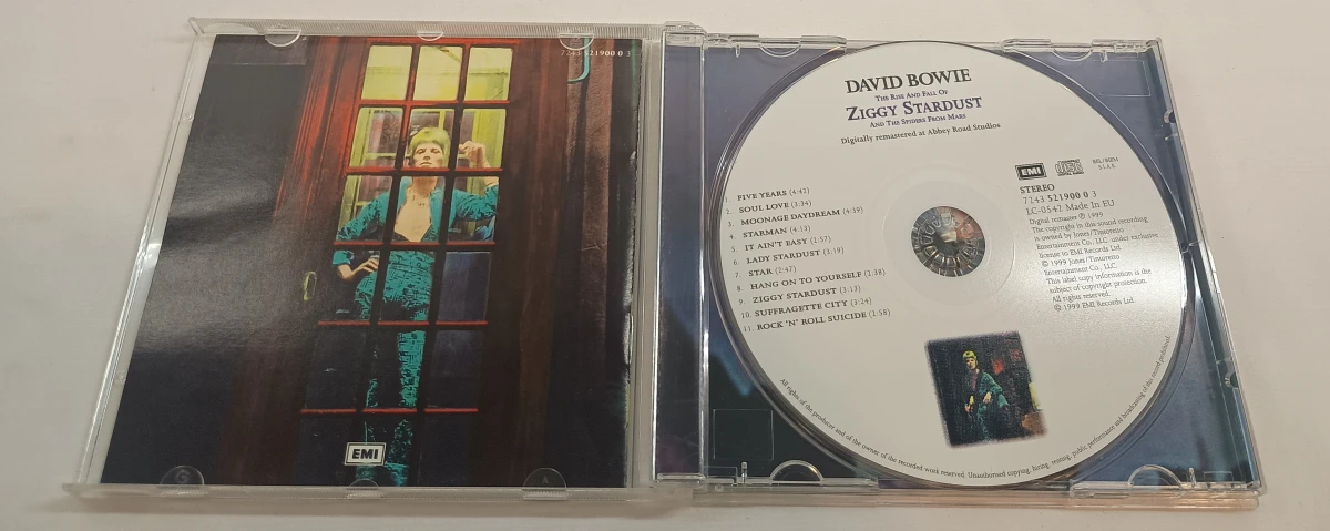 Verzameling van 14 David Bowie CD's