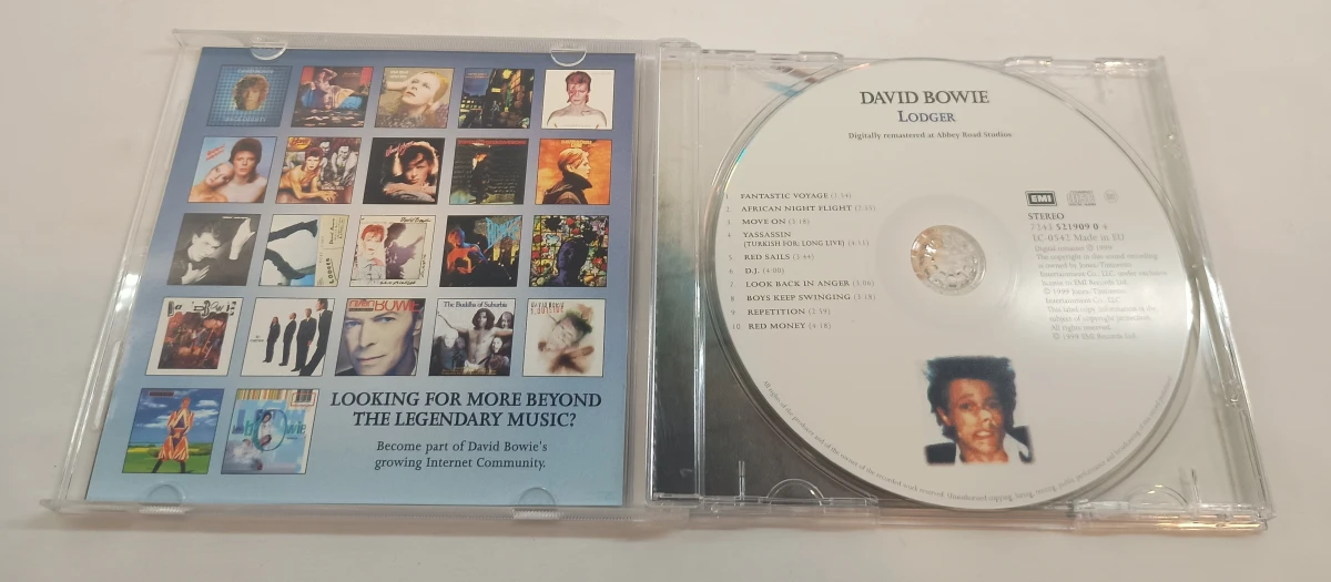 Verzameling van 14 David Bowie CD's