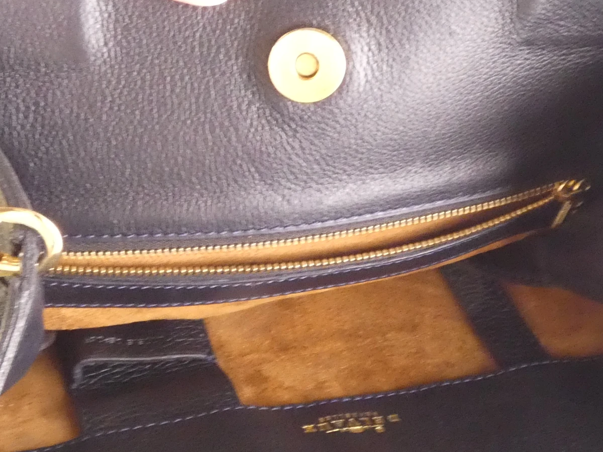 Delvaux leren handtas met gouden details