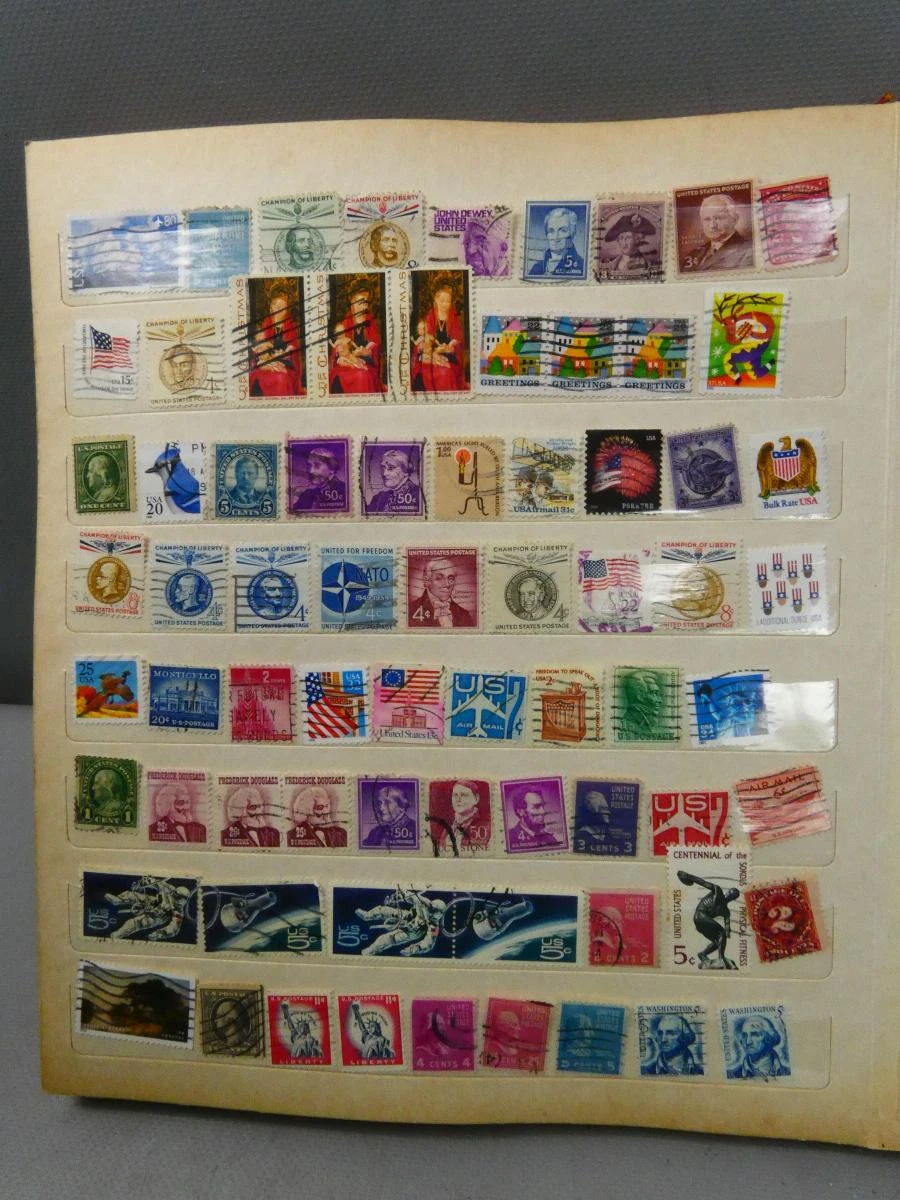 Postzegelalbum met postzegels van USA