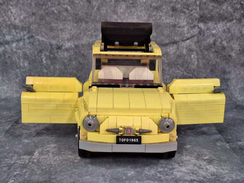 LEGO Creator Expert Fiat 500 (10271) – Cool Yellow – 960 stenen (zonder doos & handleiding)