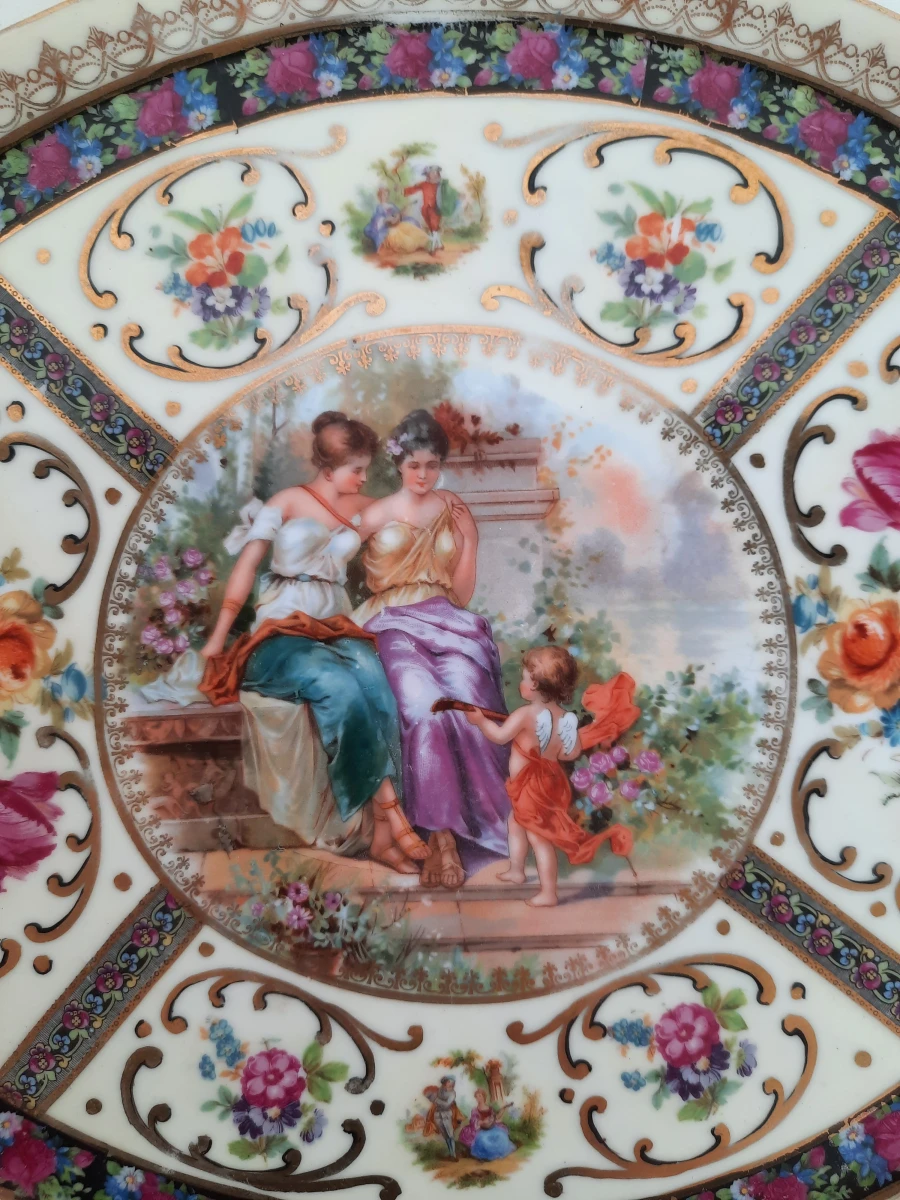 Antiek Porseleinen Dienblad – Romantische Scène & Bloemen – Witte & Co. Amsterdam