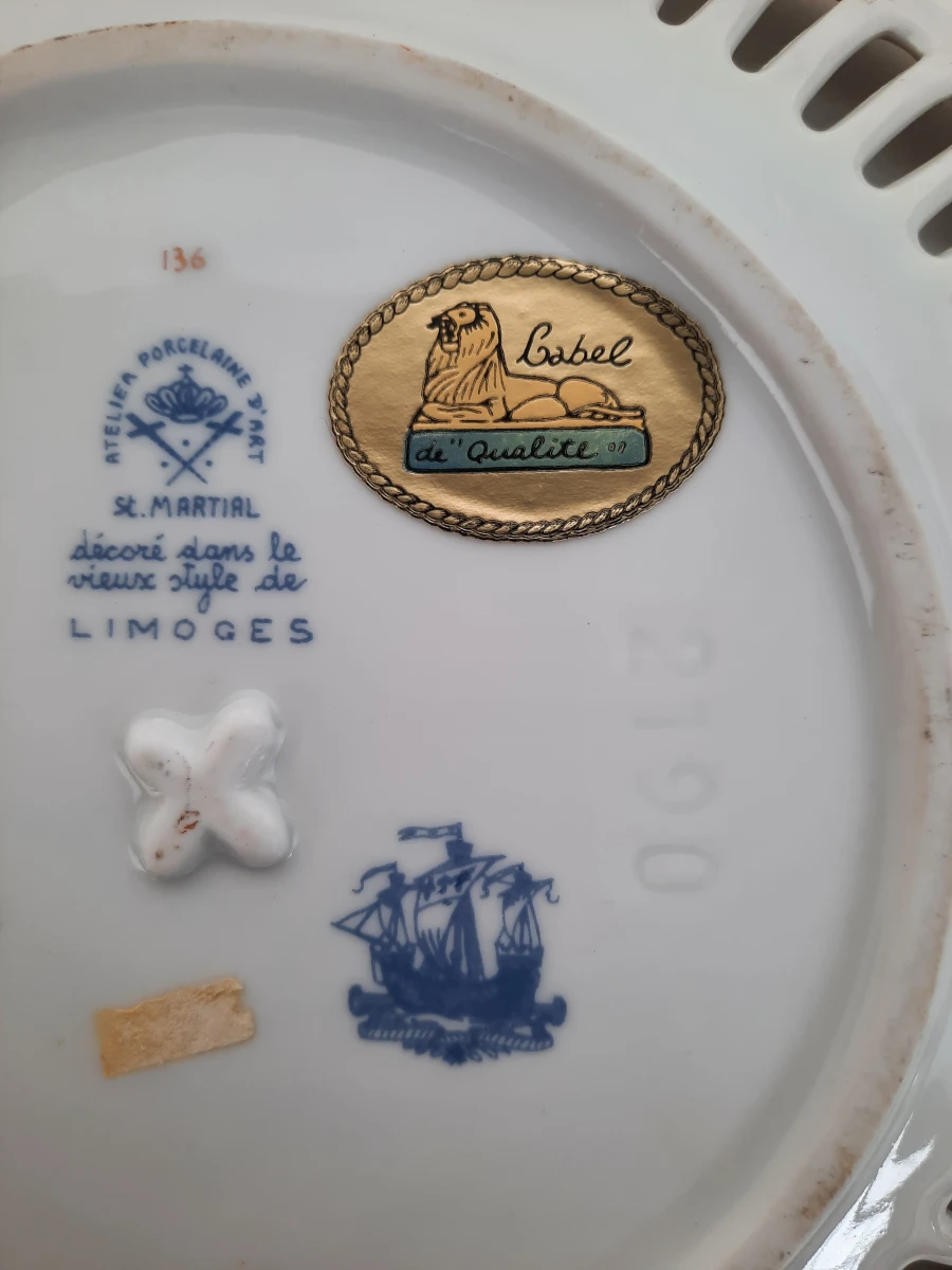Limoges St. Martial – Opengewerkt Porseleinen Sierbord ‘Compagnie des Indes’