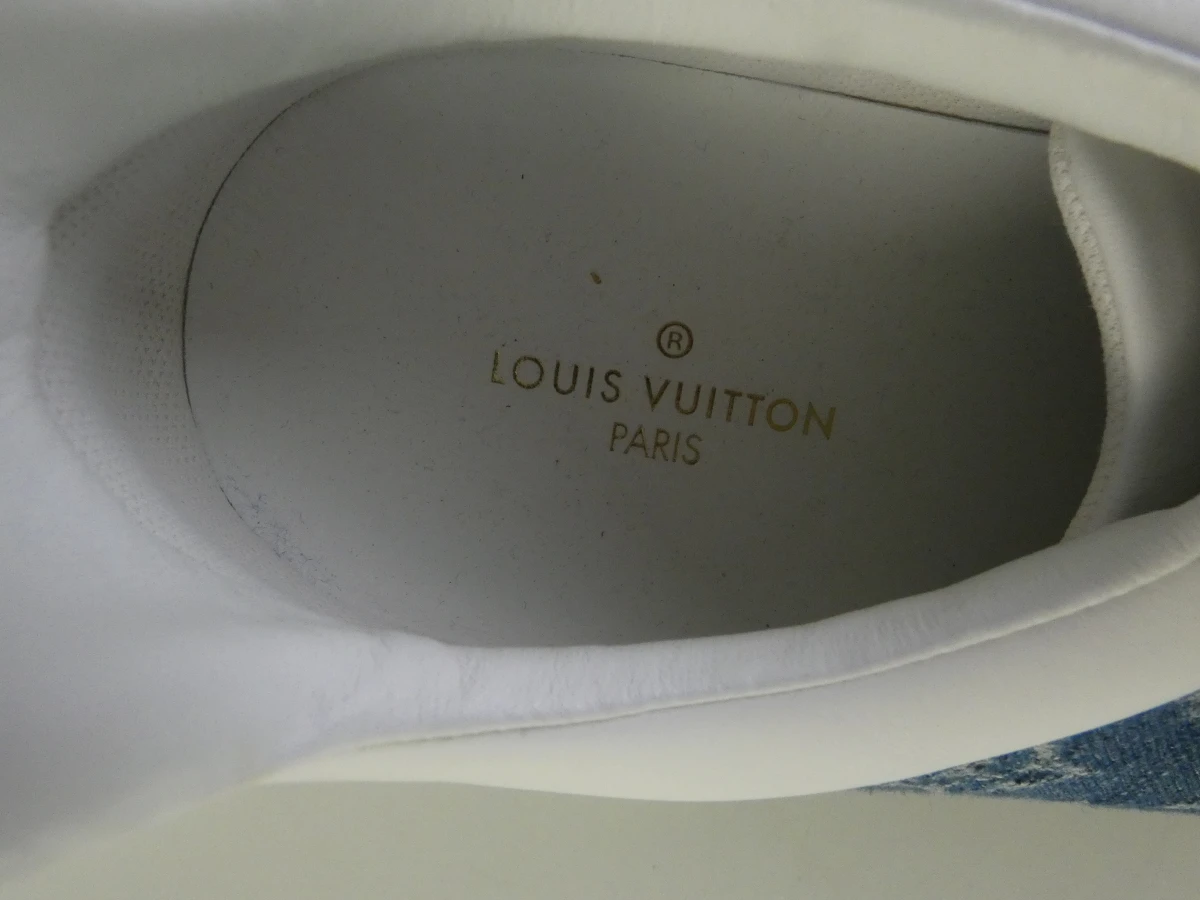 LOUIS VUITTON Denim Blue Sneakers – Maat 7