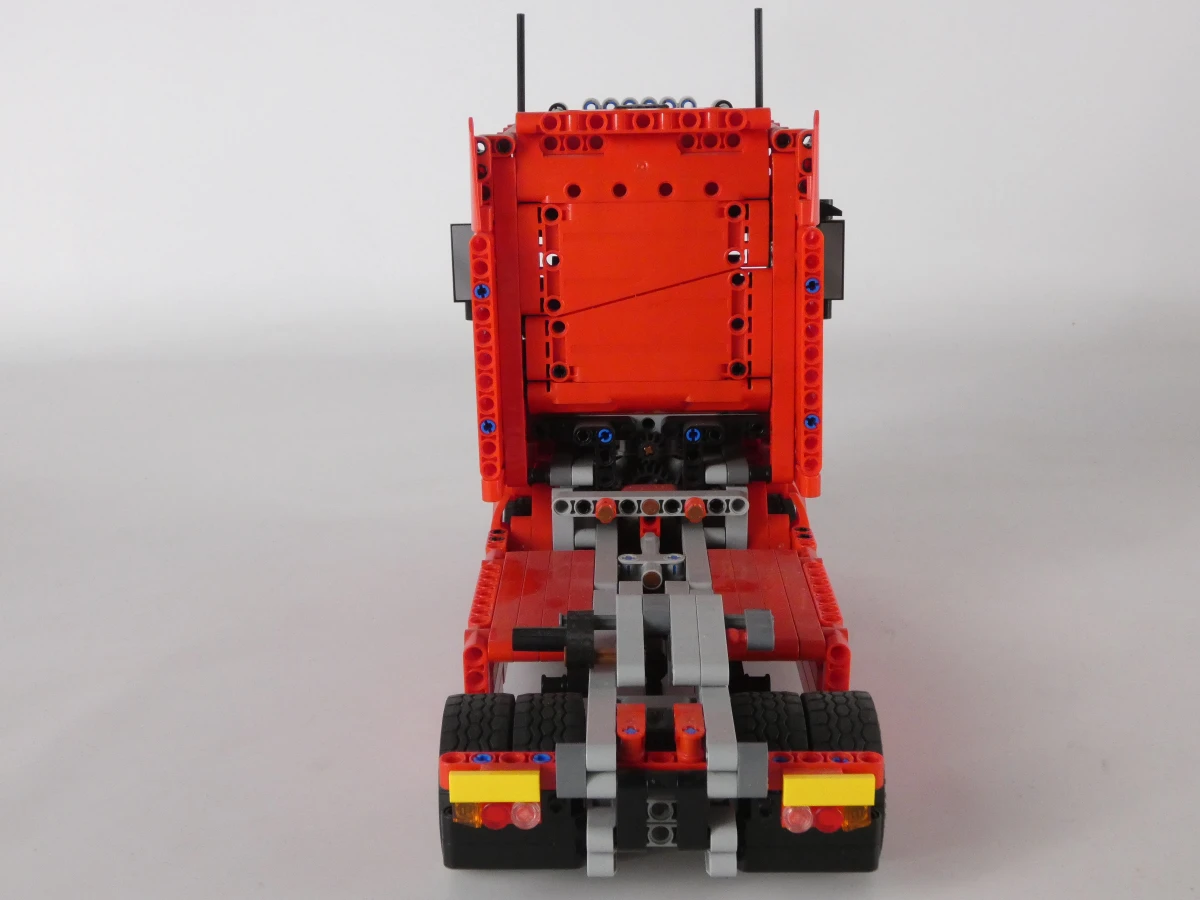 Bouwset LEGO Technic vrachtwagen en heftruck