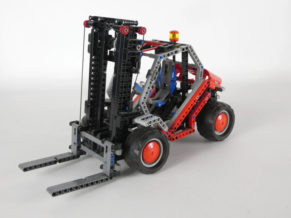 Bouwset LEGO Technic vrachtwagen en heftruck