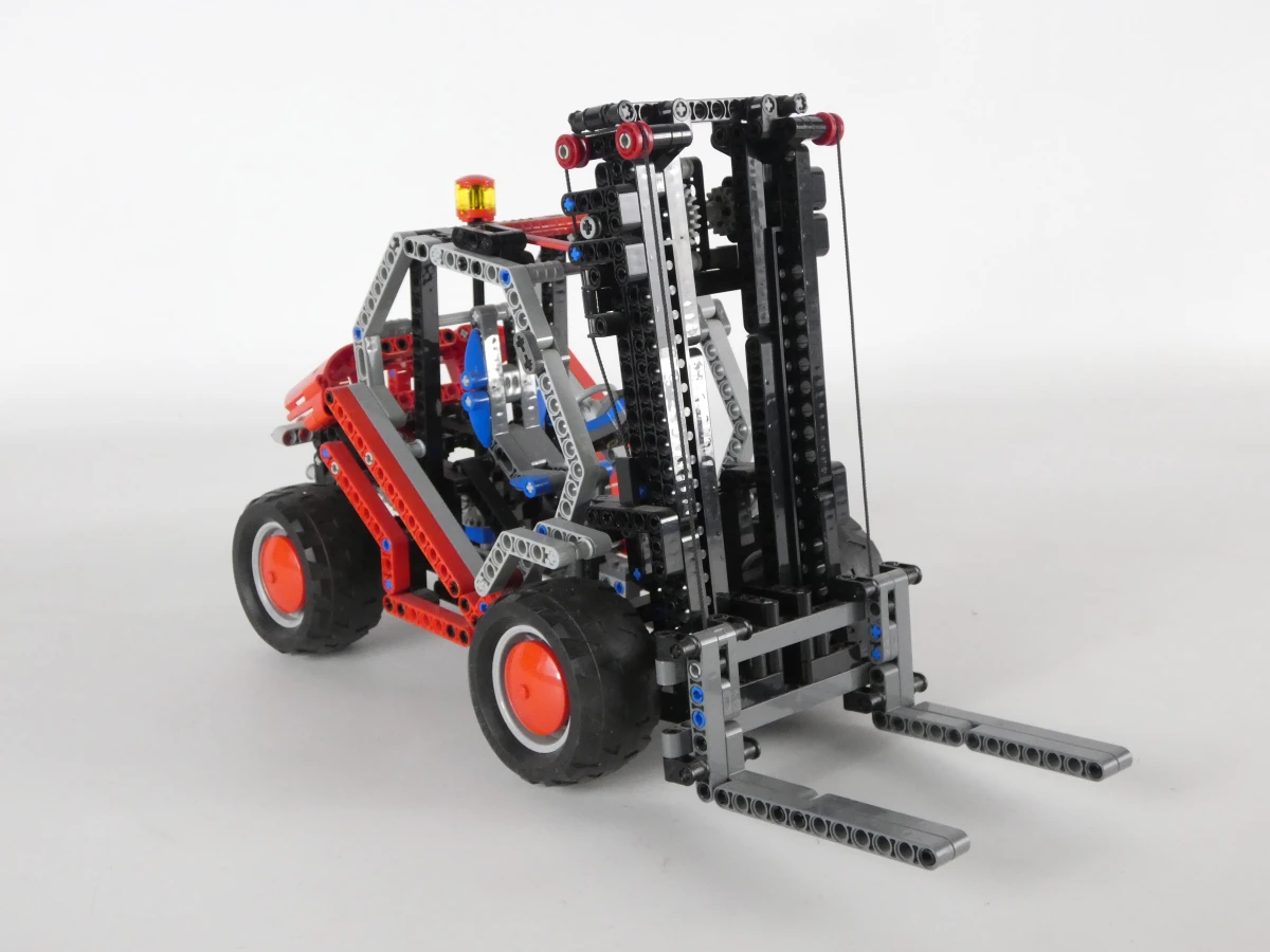 Bouwset LEGO Technic vrachtwagen en heftruck