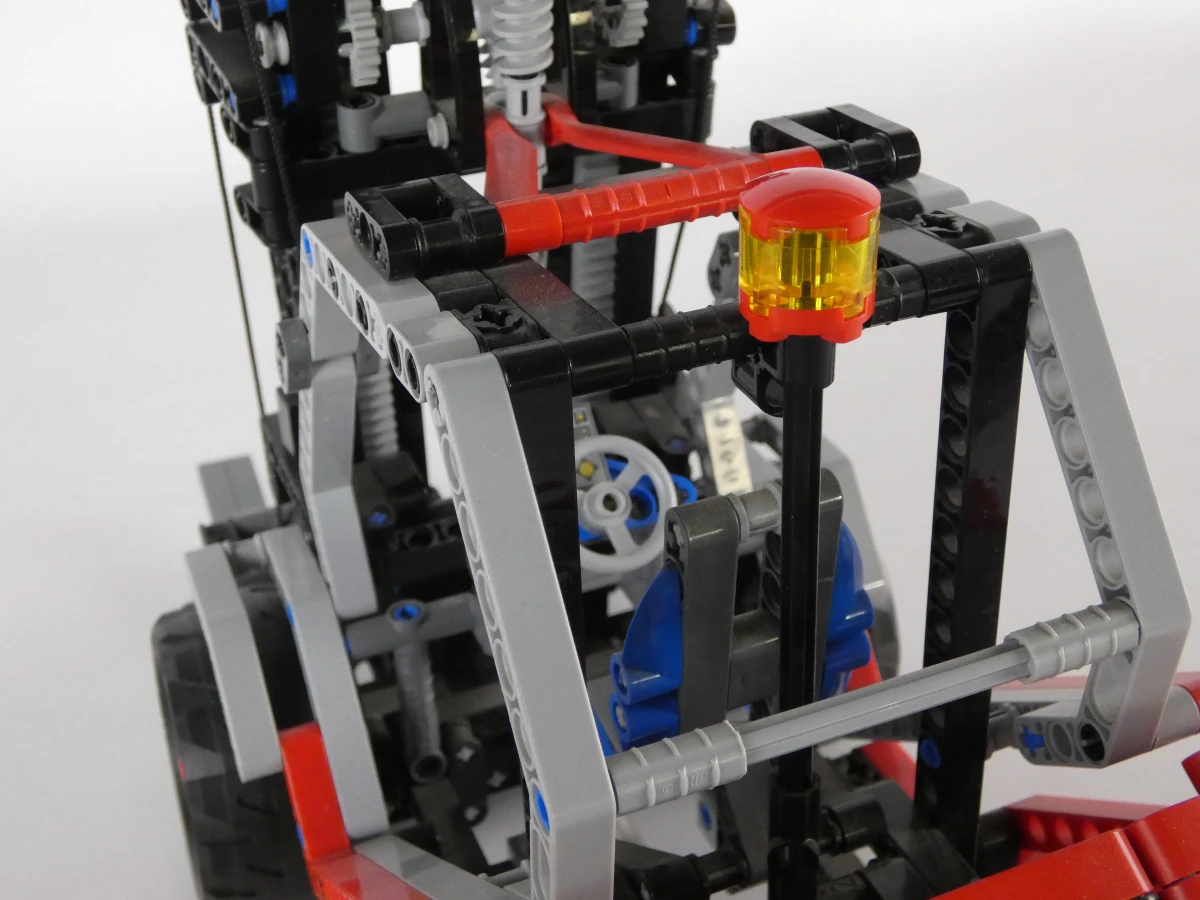 Bouwset LEGO Technic vrachtwagen en heftruck