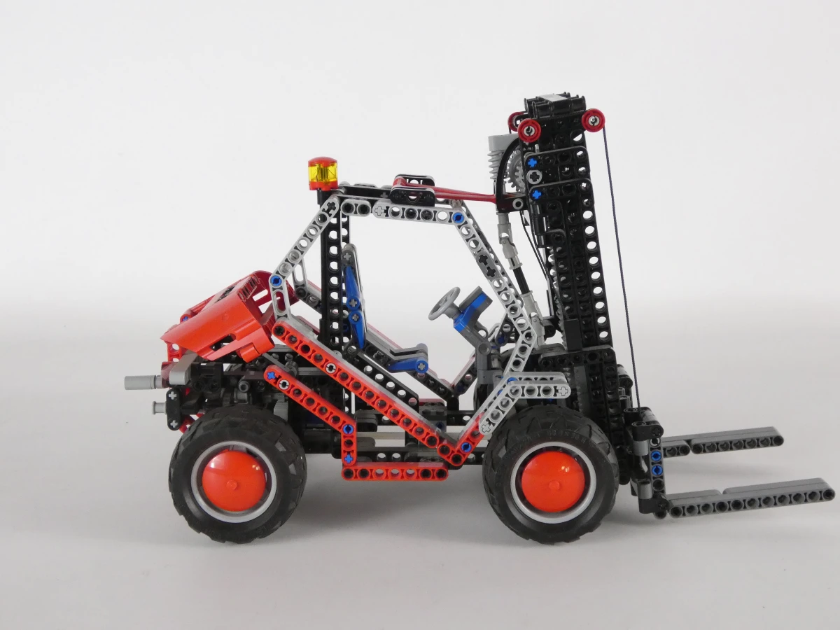Bouwset LEGO Technic vrachtwagen en heftruck