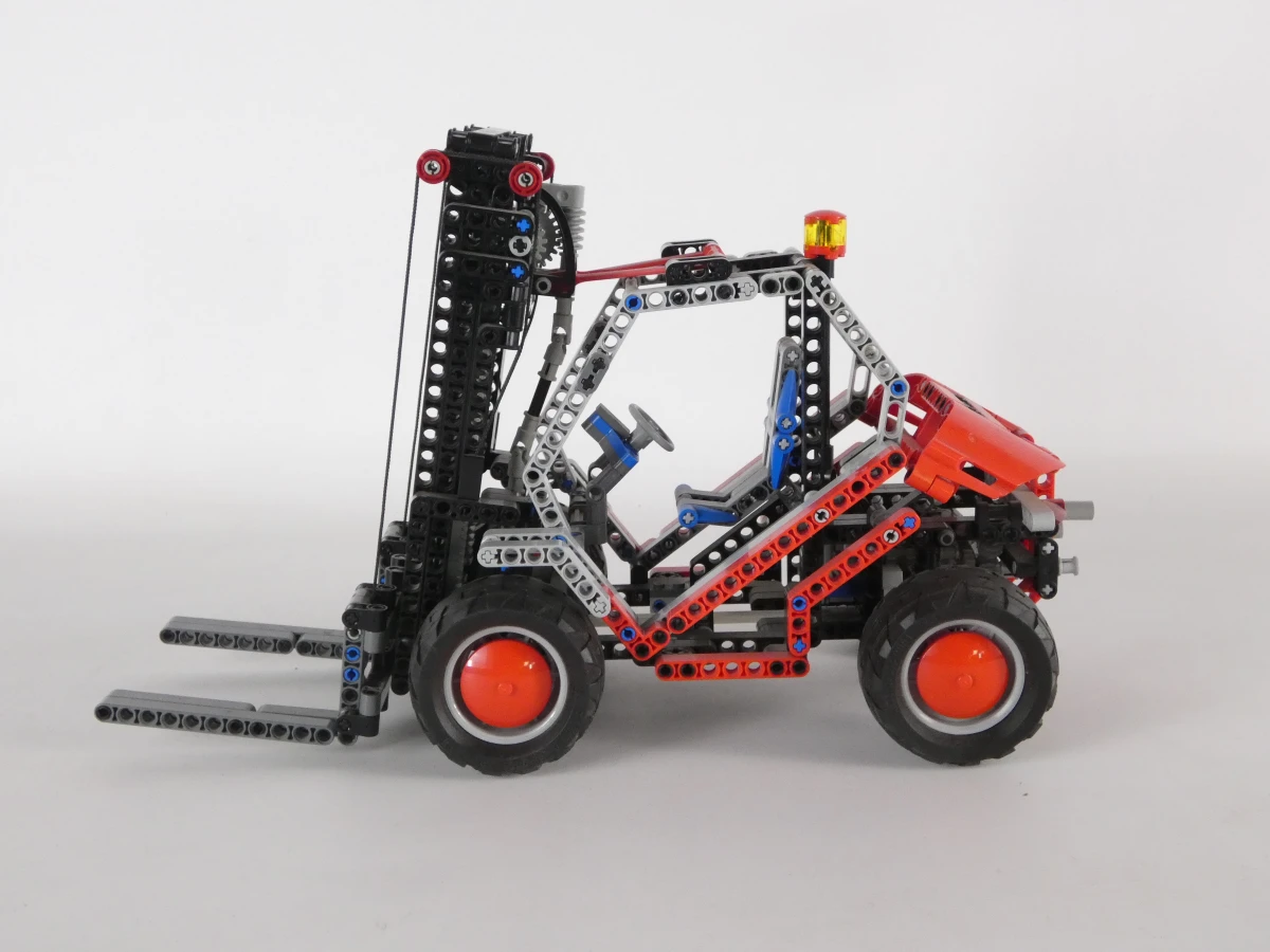 Bouwset LEGO Technic vrachtwagen en heftruck