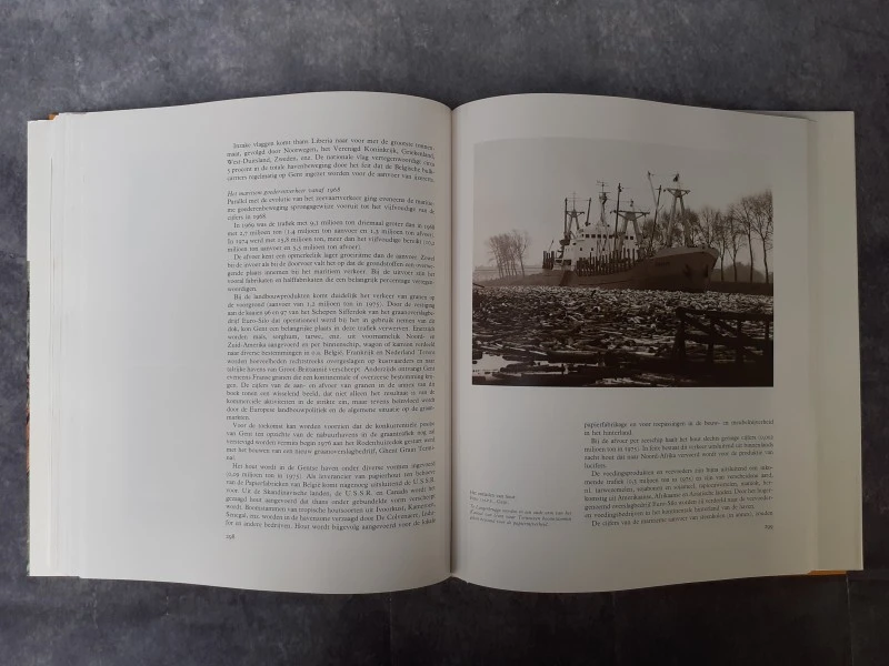 Boek: Gent op de wateren en naar de zee