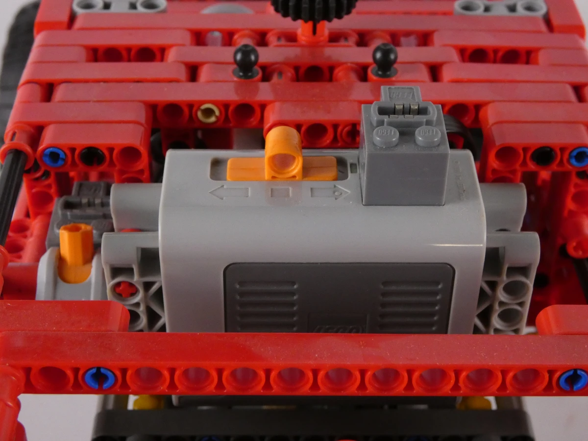 LEGO Technic model Custom Pick-up (42029)