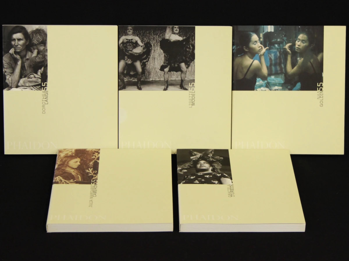 Phaidon 55 – Set van 25 fotografieboeken in 5 verzamelboxen