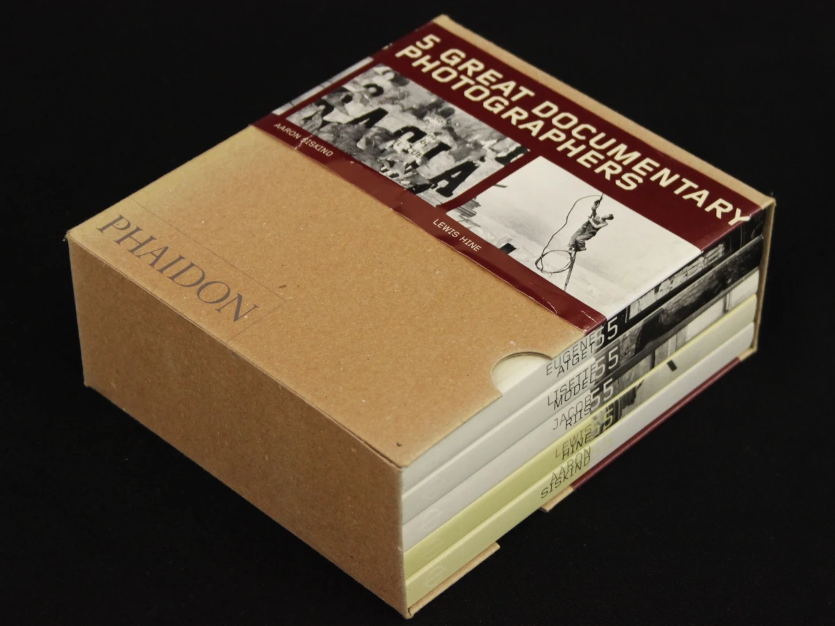 Phaidon 55 – Set van 25 fotografieboeken in 5 verzamelboxen