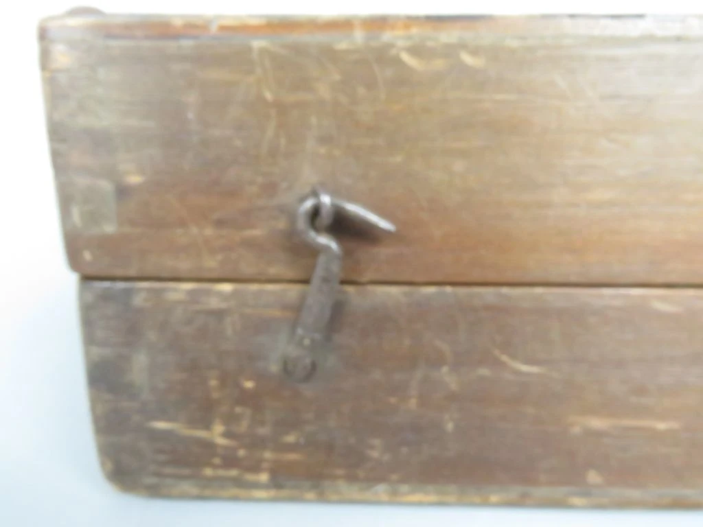 Vintage houten backgammon spel met dobbelstenen