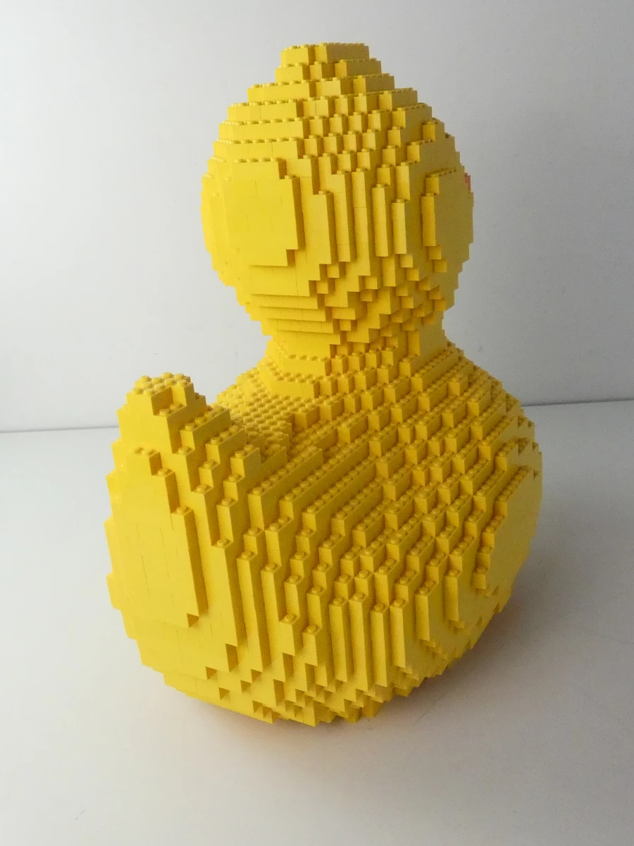 Gele eend van LEGO blokken