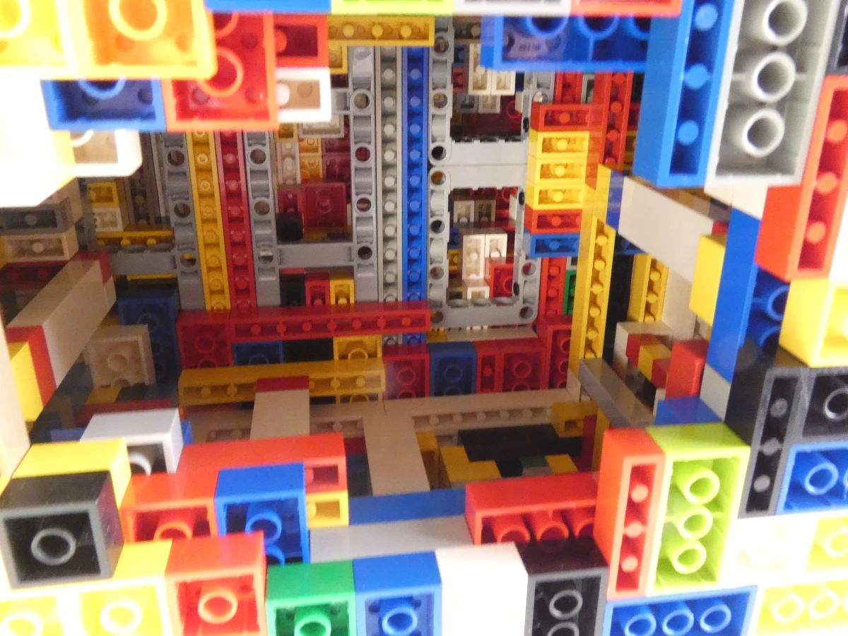 Gele eend van LEGO blokken