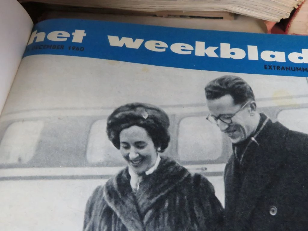 Set van 4 ingebonden jaargangen Het Weekblad jaren 60