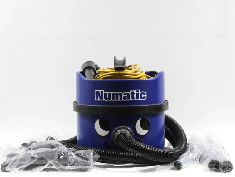 Numatic stofzuiger model NVH180-11 met krachtige motor en accessoires