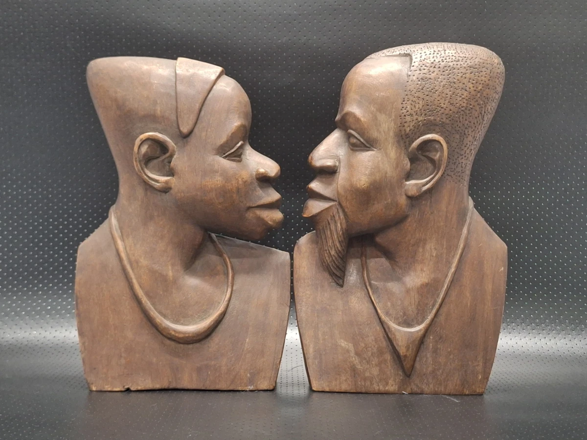 Unieke set Afrikaanse houten wandpanelen - Mid-Century Modern (man en vrouw)