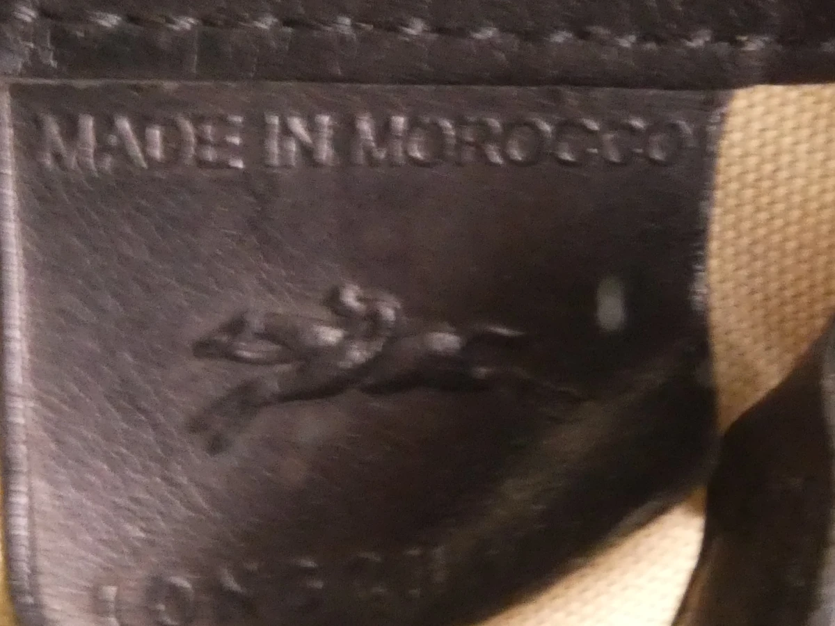 Zwarte leren handtas Longchamp Roseau made in Marokko