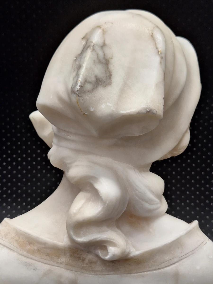Antieke Art Nouveau albasten buste van jong meisje - Giuseppe Bessi (1857–1922)