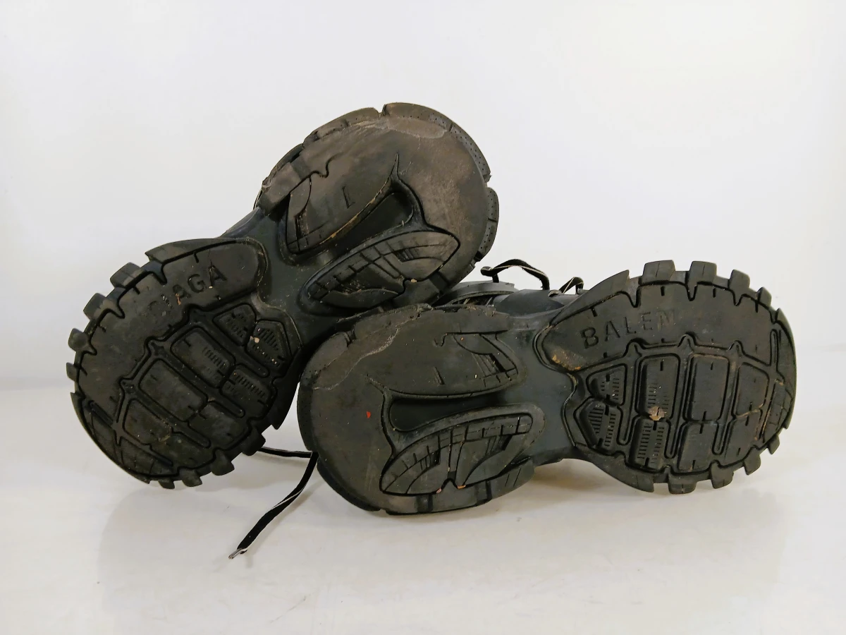 Balenciaga zwarte sportschoenen maat 42