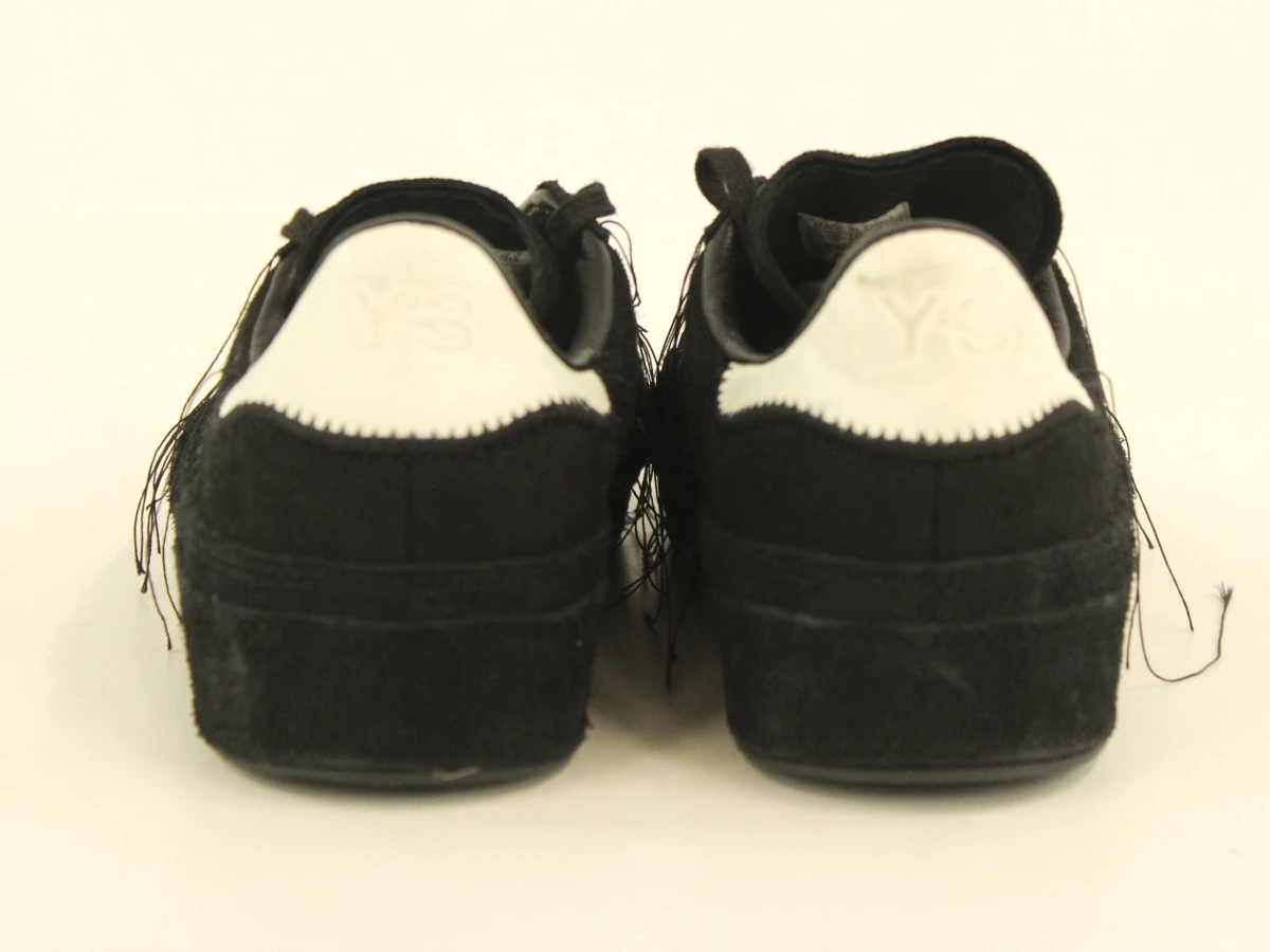 Y-3 Yohji Yamamoto - zwarte suède sneakers voor hem