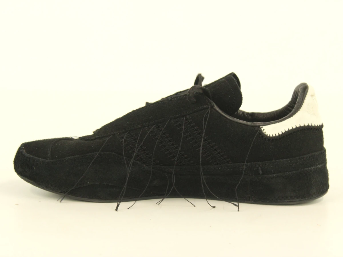 Y-3 Yohji Yamamoto - zwarte suède sneakers voor hem
