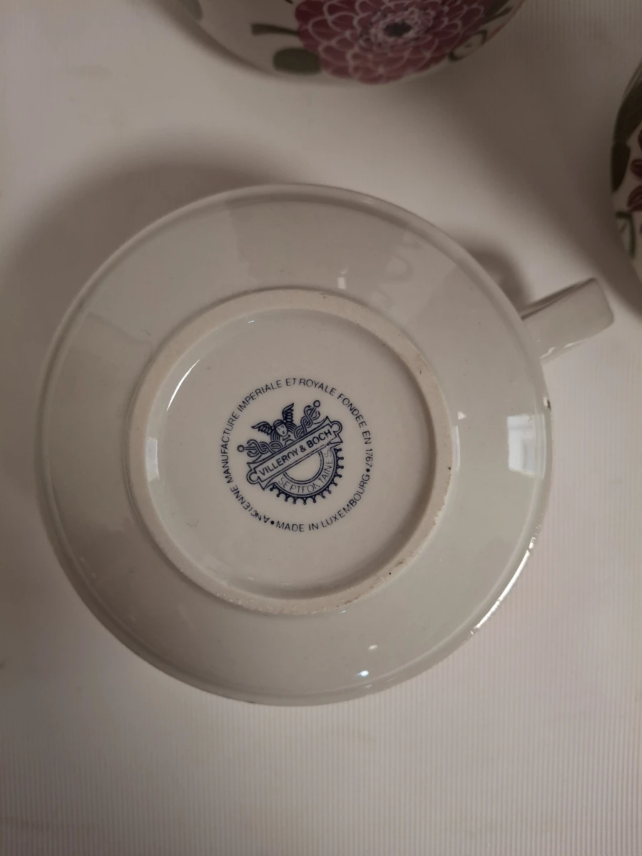 Villeroy & Boch koffieservies met bloemenmotief