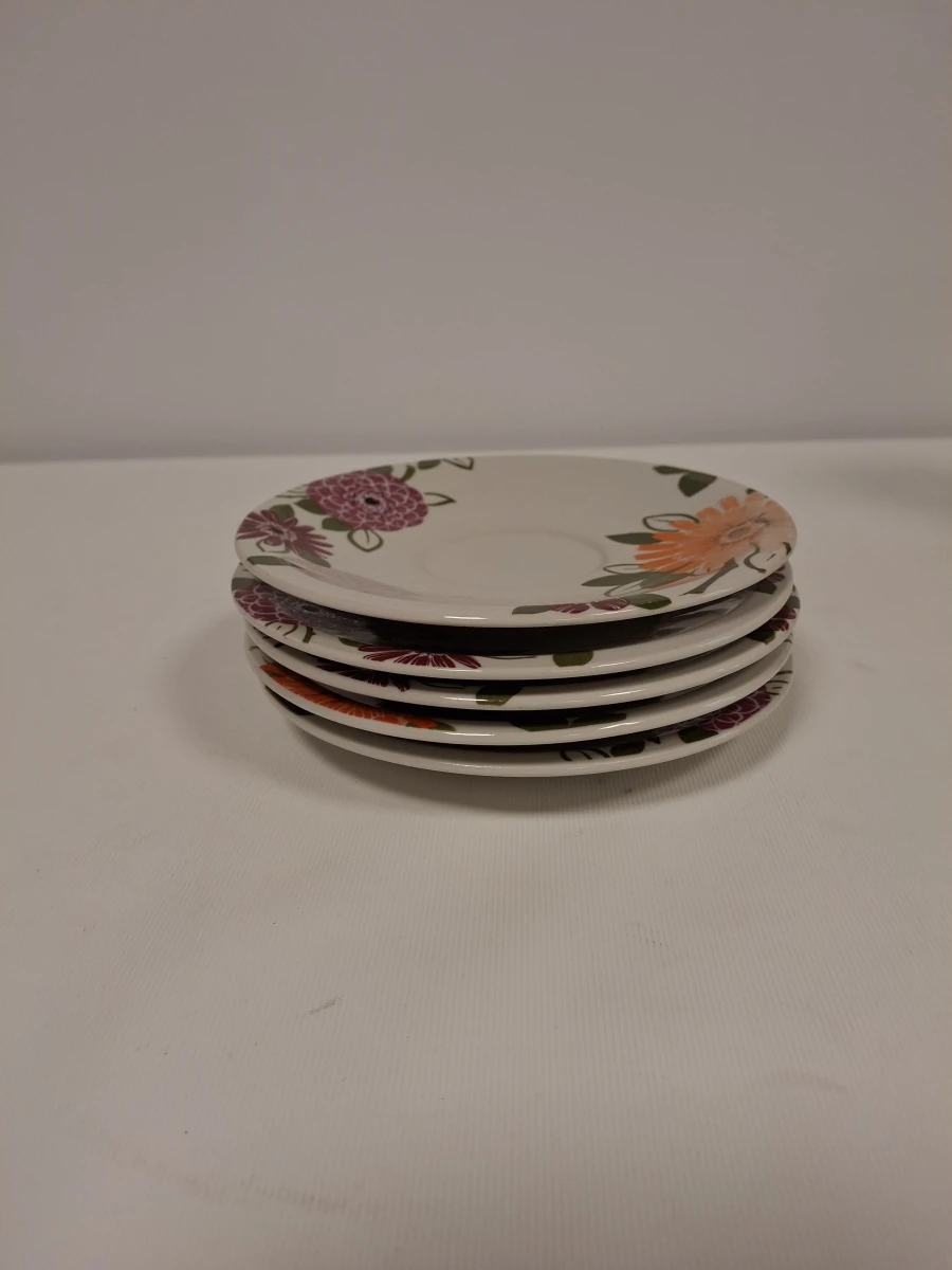 Villeroy & Boch koffieservies met bloemenmotief