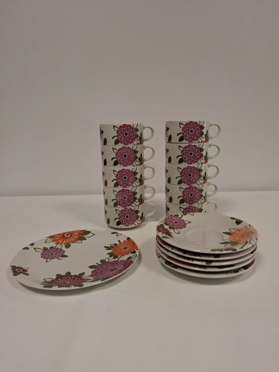 Villeroy & Boch koffieservies met bloemenmotief