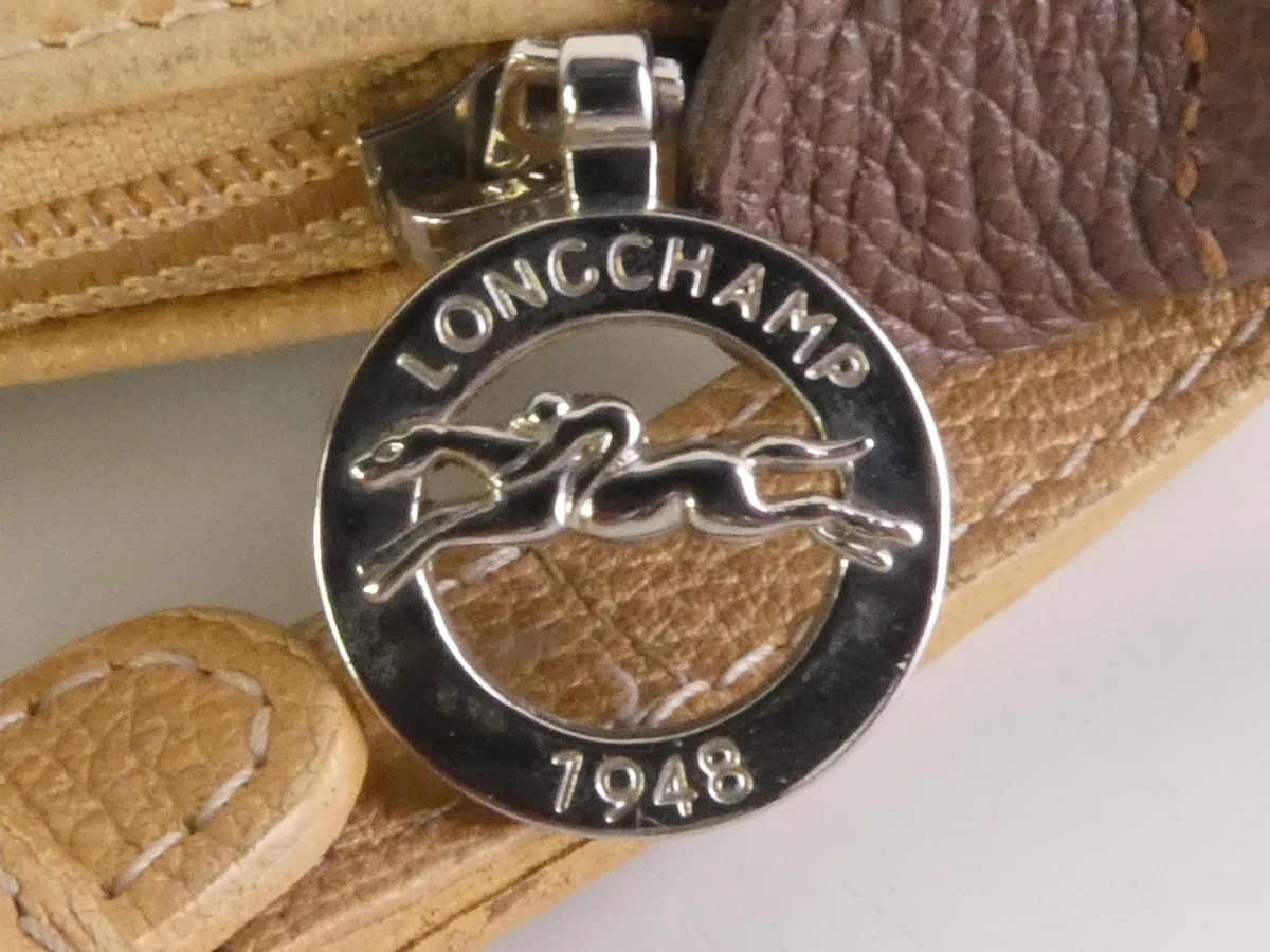 Longchamp schoudertas in beige leder