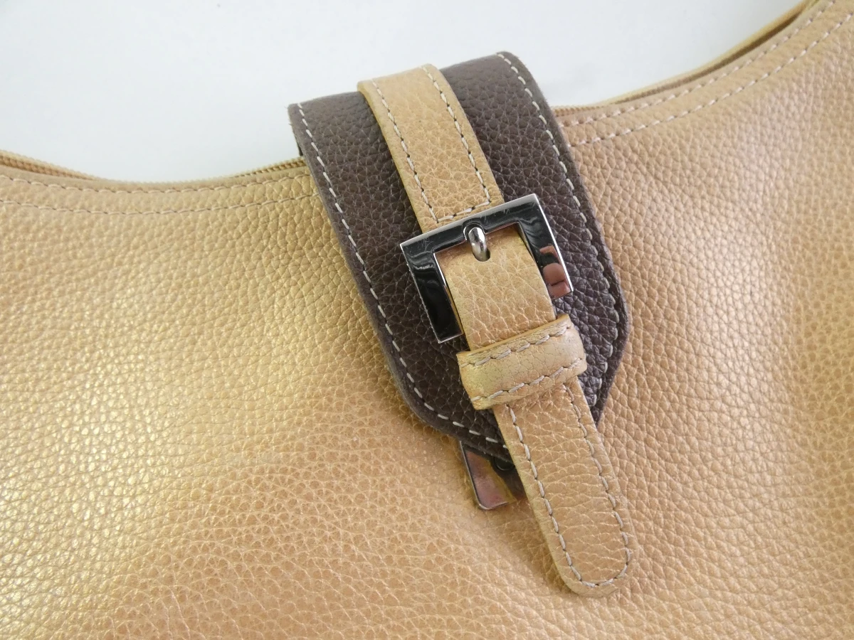 Longchamp schoudertas in beige leder