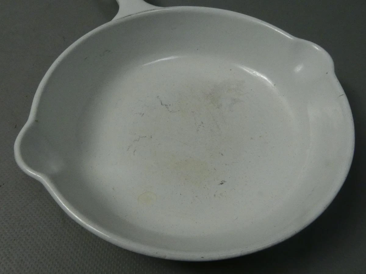 Witte gietijzeren Le Creuset koekenpan 20 cm