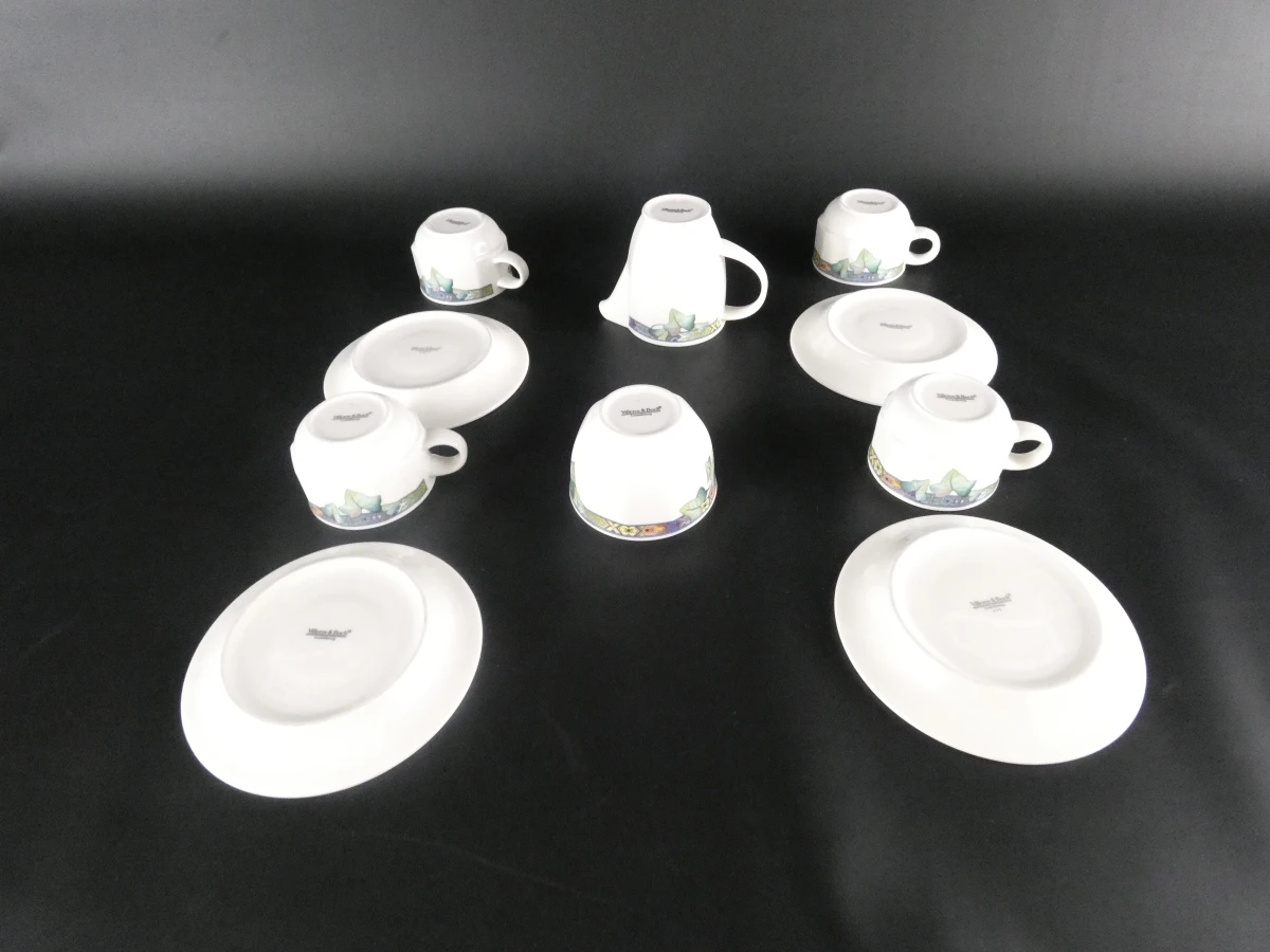 Villeroy & Boch servies set met borden, kopjes en melkkan
