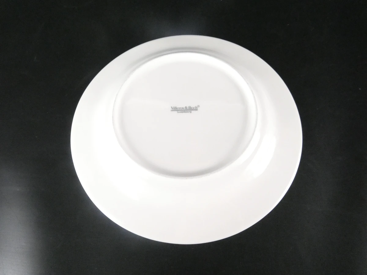 Villeroy & Boch servies set met borden, kopjes en melkkan