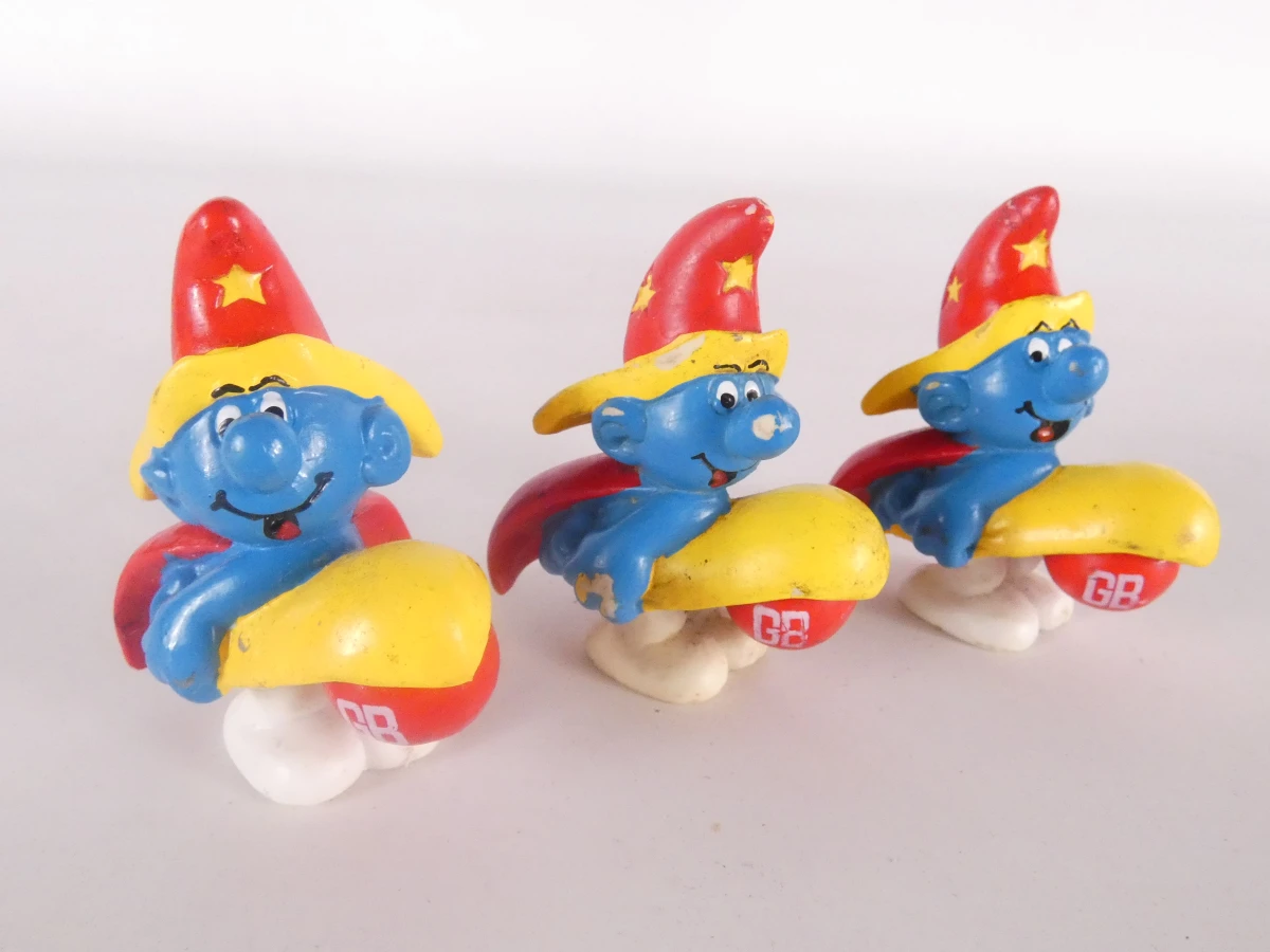 Set van 16 vintage Smurfen beeldjes