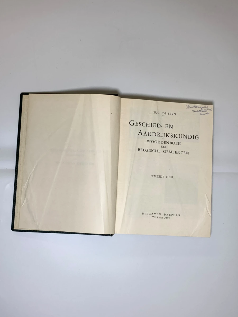 Geschied-en aardrijkskundig woordenboek der Belgische gemeentes (EUG. De Seyn)