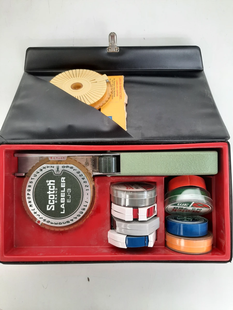 Vintage 3M Scotch Labeler EJ-3 Kantoorset in Originele Luxe Koffer – Jaren '70