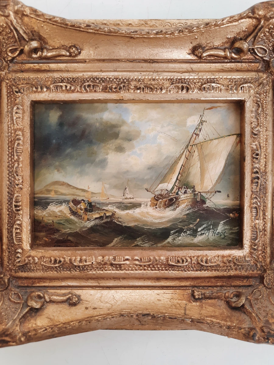 Sfeervol Olieverfschilderij "Schepen op Onstuimige Zee" – Gesigneerd A. Hess – In Zware Baroklijst